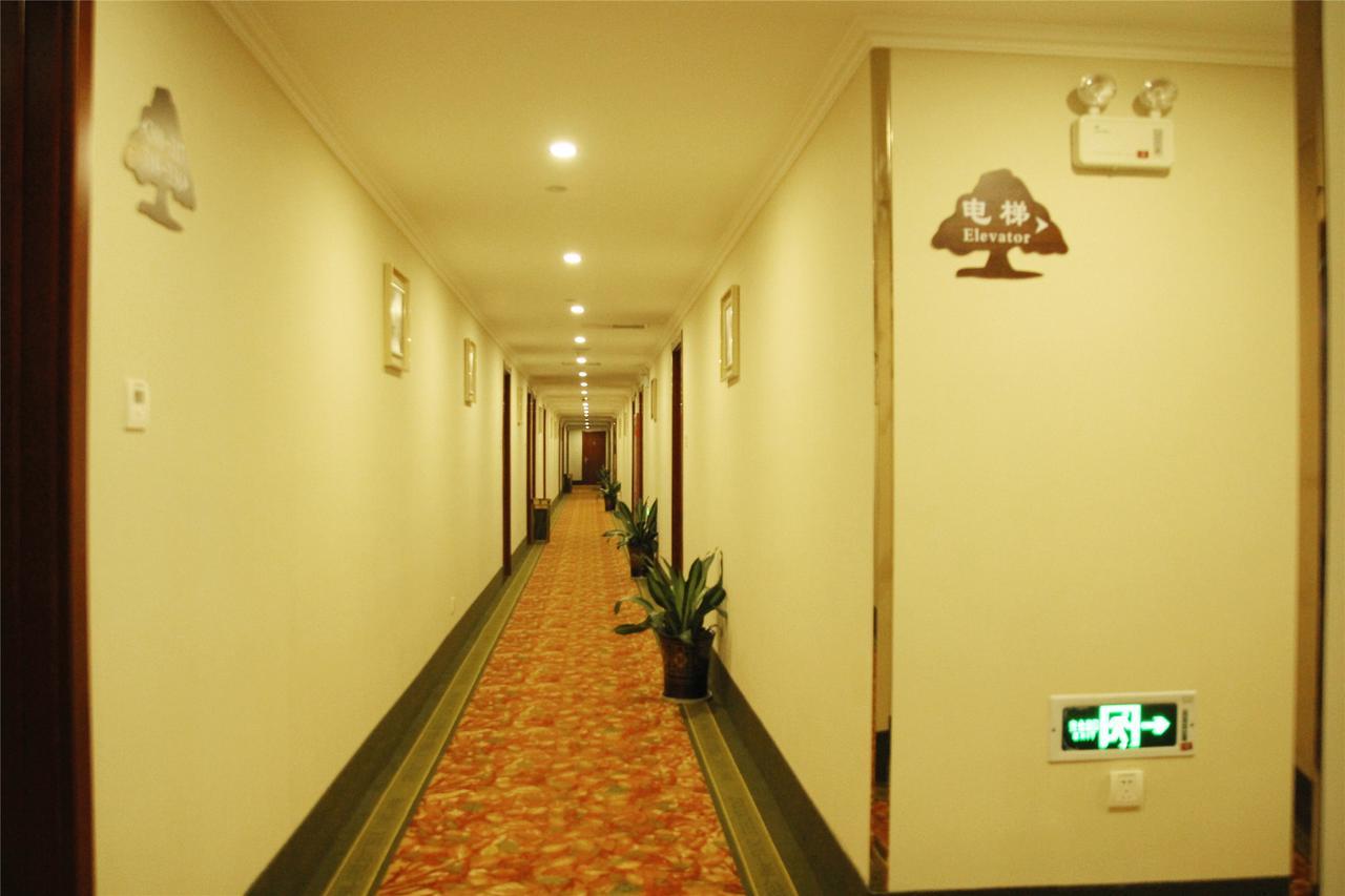 Greentree Inn Hotel Jianhe Subway Station North Palace Taiyuan Eksteriør billede